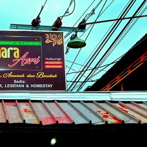 Maxzer Penginapan Menara Asri Kudus