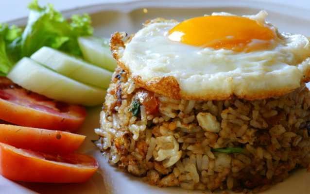 nasi goreng maxzer penginapan kudus